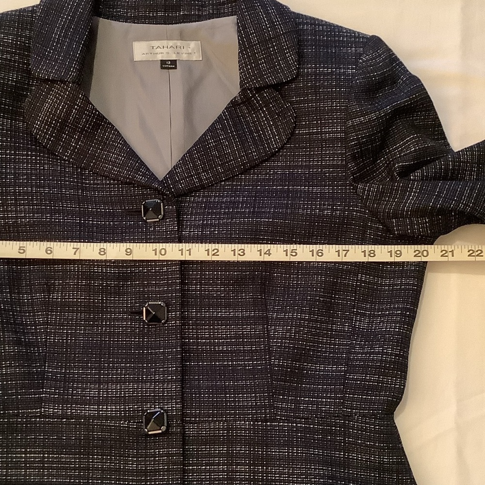 Taharia blazer - Picture 9 of 12